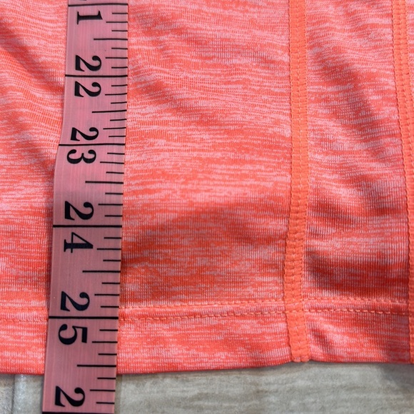 New with tags. Reebok workout shirt - Picture 3 of 8